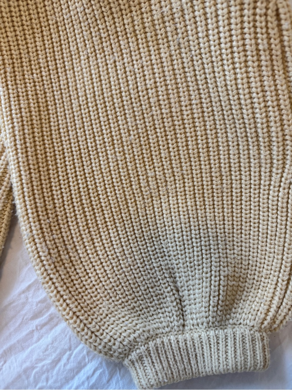 Sabo Skirt Yellow Slouchy Sweater, XS - Picture 11 of 16